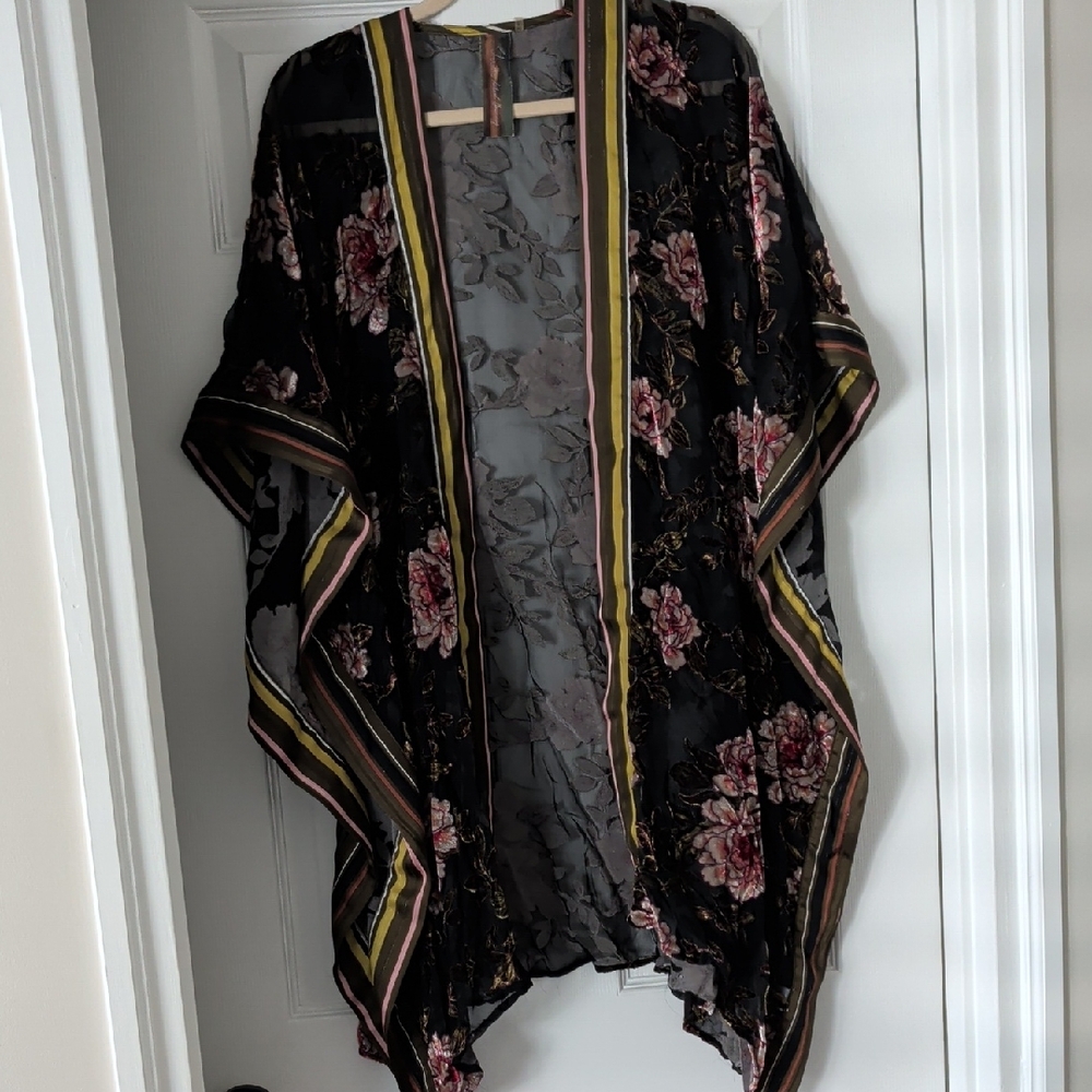 Anthropologie Aratta Gray Floral Sheer Kimono with Olive and Mustard Trim